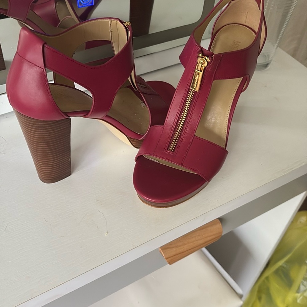 Michael Kors Red Heeled Sandals with T-Strap Design